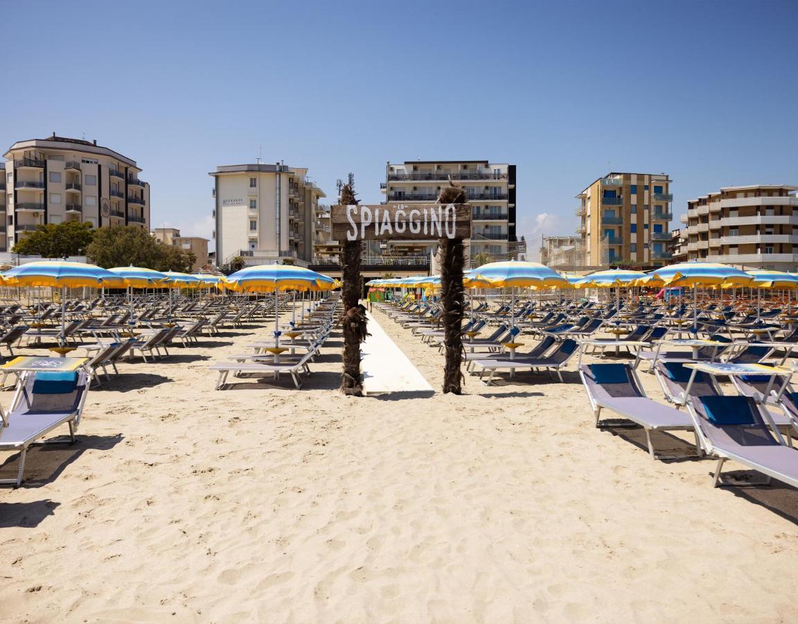 Hotel Constellation Lido Di Savio Esterno foto