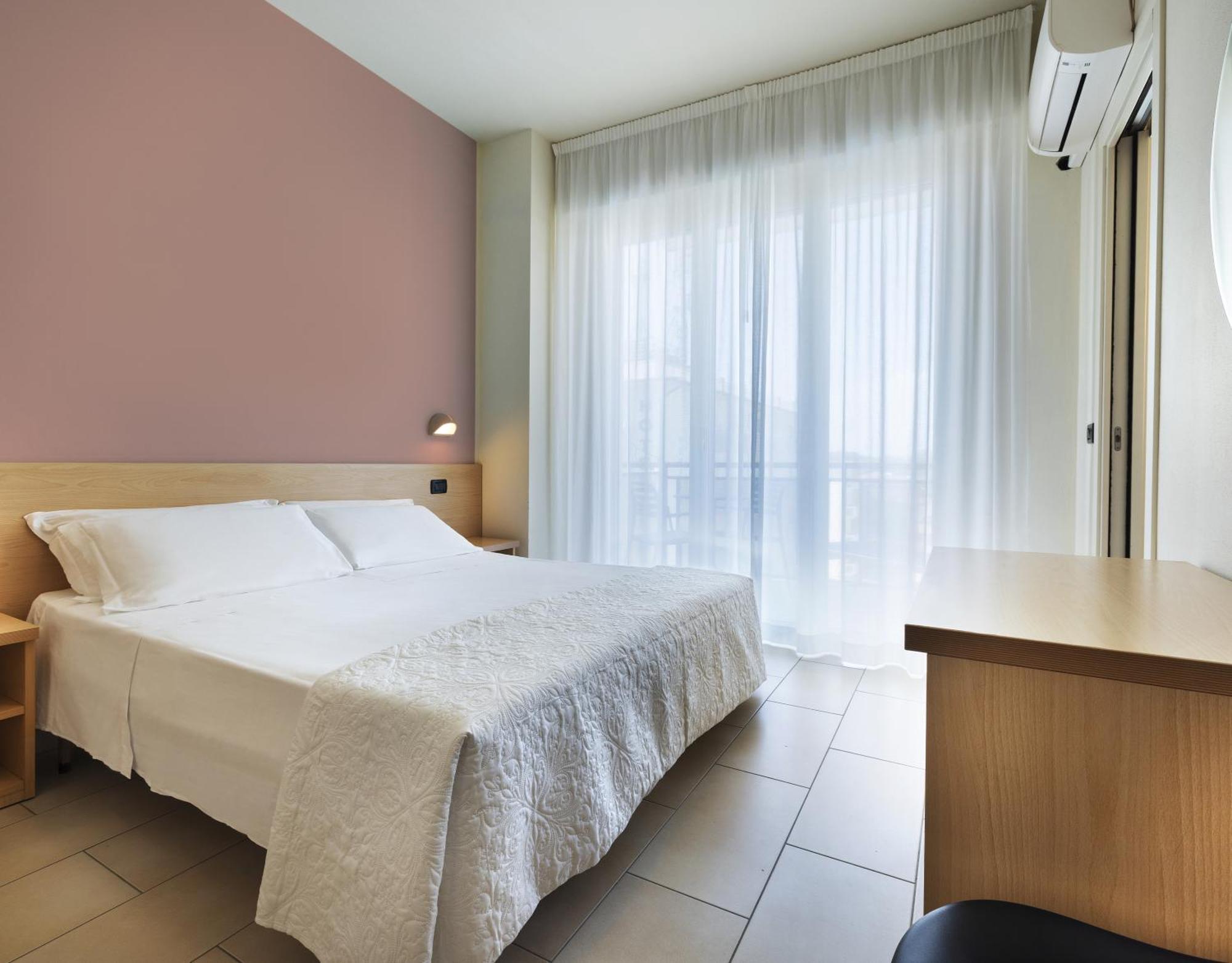 Hotel Constellation Lido Di Savio Esterno foto